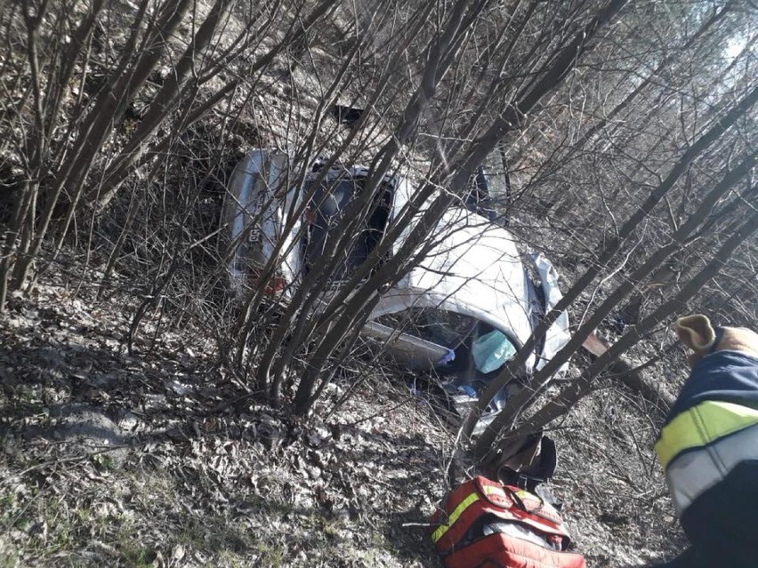 Groźny wypadek na trasie z Ostroroga do Lipnicy [zdjęcia]