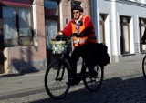 Wanda Gozdowska na rowerze kręci nieustannie  od 50 lat