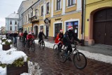 Mikołaje na rowerach przyjechali na Rynek i rozdali prezenty. Świąteczna akcja Bikers Tarnów na ulicach miasta. WIDEO i zdjęcia!
