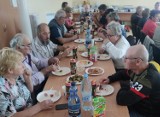 Klub Seniora w Liniewie. Mieszkańcy bawili się podczas pikników. Było bardzo wesoło ZDJĘCIA
