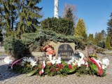 W Elblągu upamiętniono 10. rocznicę Katastrofy Smoleńskiej. Pod Krzyżem Katyńskim złożono kwiaty