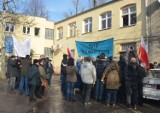 Protest głuchoniemych pod Polskim Związkiem Głuchych w Łodzi [ZDJĘCIA]