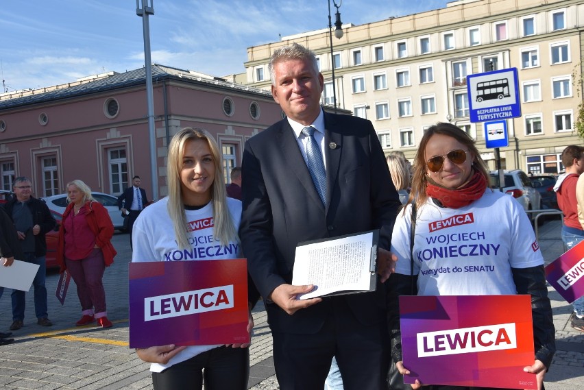 Robert Biedroń na wiecu wyborczym w Częstochowie ZDJĘCIA