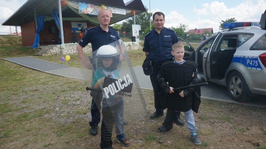 Niegowa: Dzień dziecka z policjantami