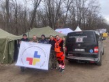 Oleśnickie Służby Ratownicze dla Ukrainy. Wolontariusze leczyli i budowali szpital polowy 