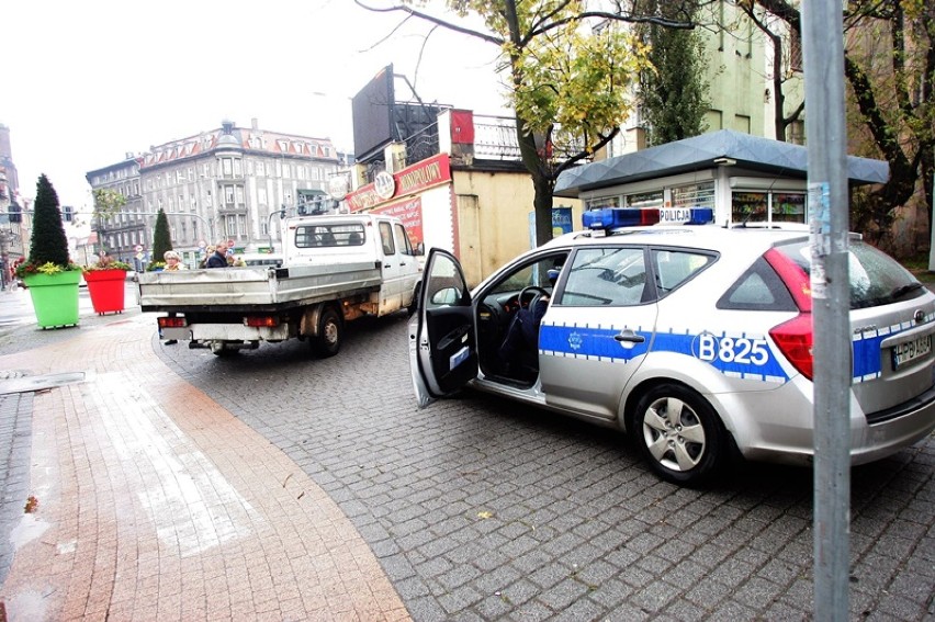 Wypadek na ulicy Wrocławskiej w Legnicy [ZDJĘCIA]