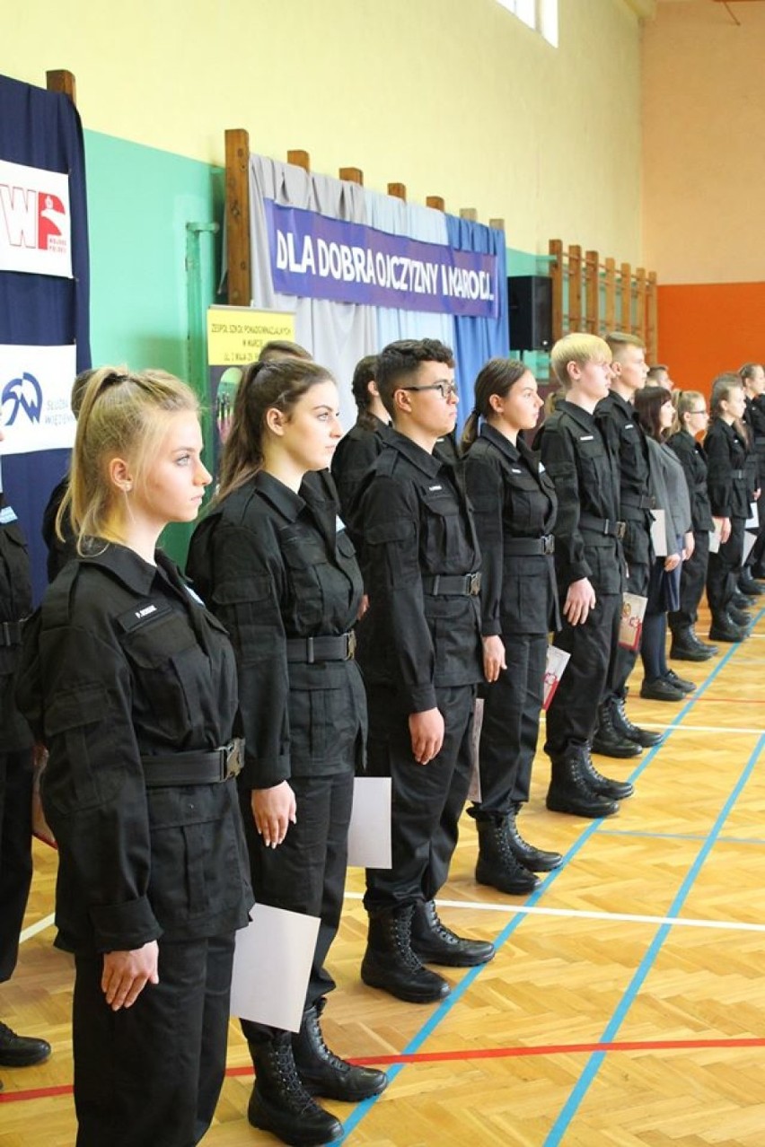 Współpraca z policją, strażą i wojskiem. Zobacz, co jeszcze oferuje ZSP w Warcie[FOTO,WIDEO]