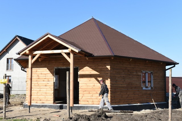 Nowy budynek wygląda już teraz okazale