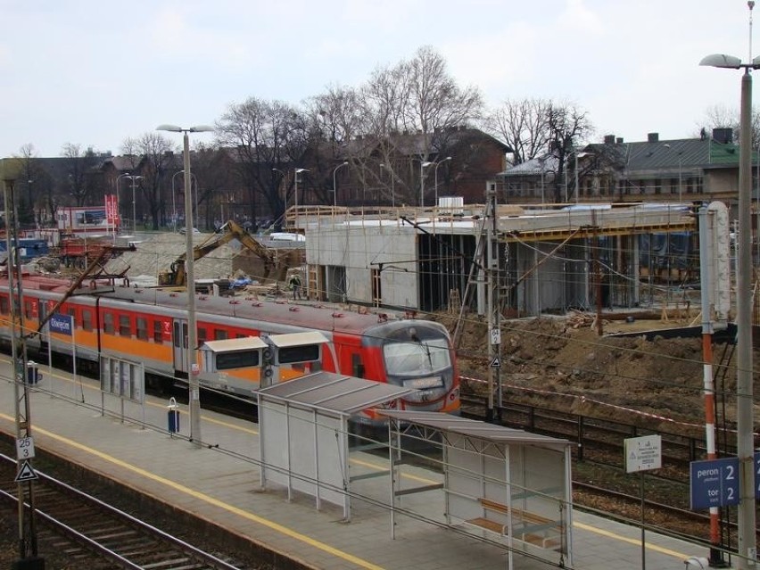 Budowa nowego dworca kolejowego w Oświęcimiu rozpoczęła się...