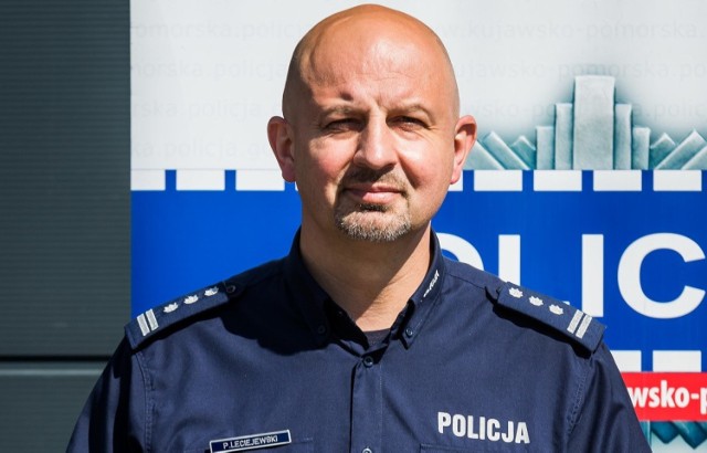 Nowy od niedawna komendant wojewódzki policji ma nieruchomość "zabudowaną" oraz działkę. Z jego oświadczenia majątkowego wynika m.in., że zaoszczędził 20 tys. zł.