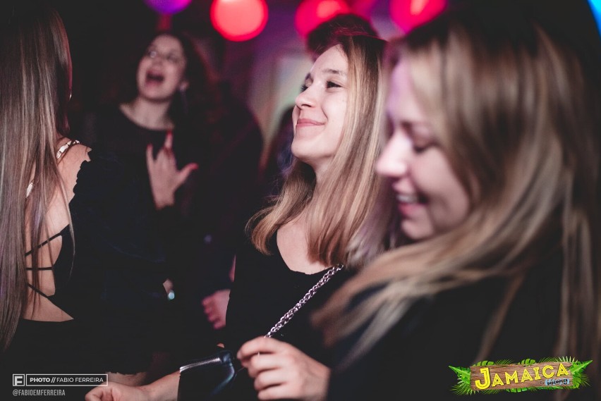 Oto zdjęcia pięknych pań, które w ten weekend bawiły się w klubie Jamaica we Wrocławiu (FOTO)