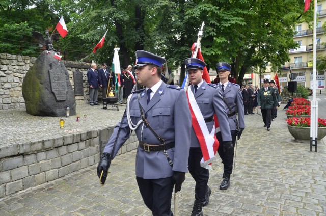 Poznański Czerwiec 1956: Uroczystości przy Pomniku Poległych w Powstaniu Poznańskim