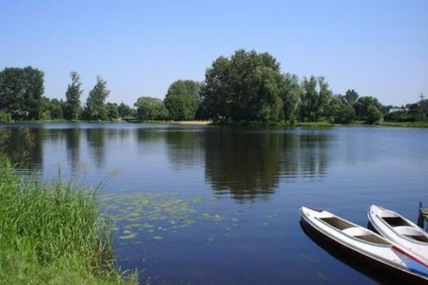 Rzeka Nurzec (zalew) Wyspa w Ciechanowcu. Sezon kąpielowy:...