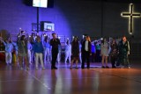 Wyjątkowy koncert w Technikum św. Józefa w Kaliszu. Śpiewali i tańczyli dla Nikodema