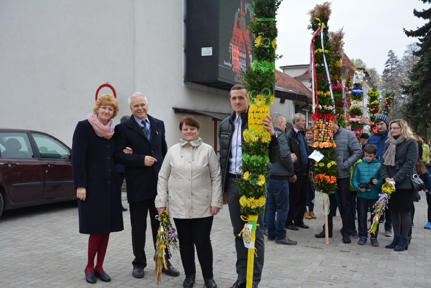 Międzybórz: Wielkanoc już za pasem! Niedziela Palmowa z procesją (GALERIA)