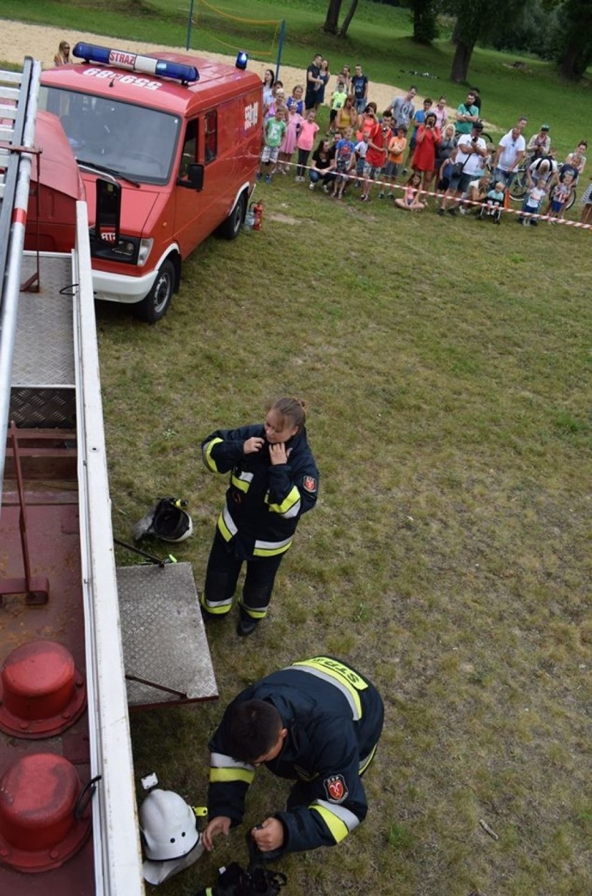 ćwiczenia strażaków