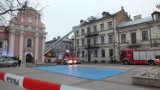 Pożar w Zamościu na starówce: w kamienicy wybuchł pożar. Nie żyje dwóch mężczyzn. FOTO