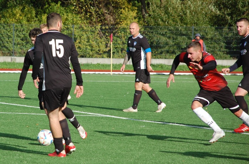 Czarni Jasło bez większych problemów pokonali Tempo Nienaszów