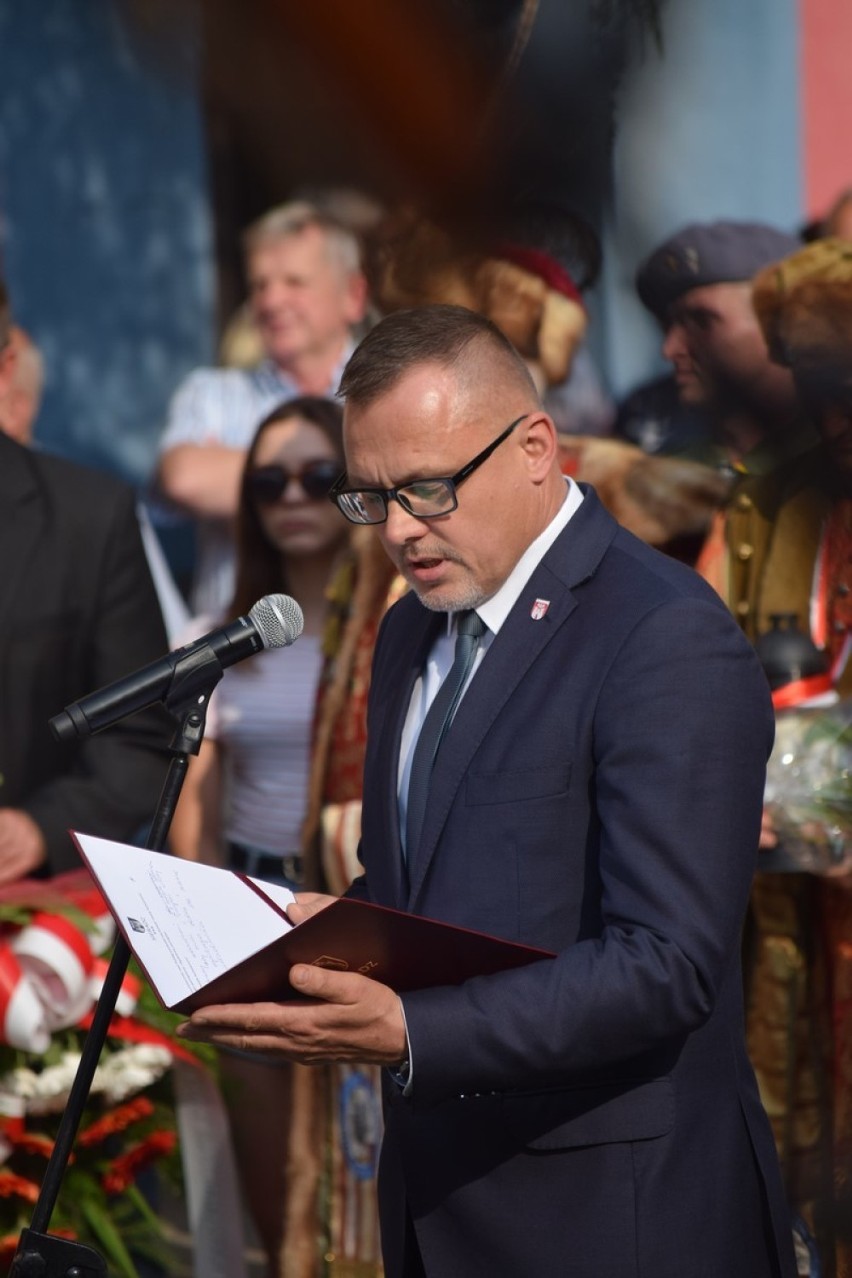 Powstanie Warszawskie 2019 w Sieradzu. Uroczystość pod pomnikiem (fot)