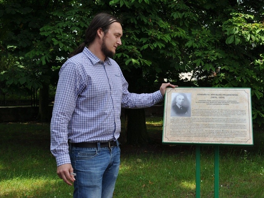 - Miastu przybył nowy ciekawy obiekt - mówi koordynator...