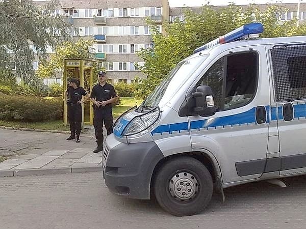 Policja nie ewakuowała klientów sklepu sieci Biedronka