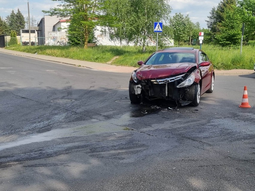 Zderzenie dwóch samochodów osobowych w Koszalinie [ZDJĘCIA]