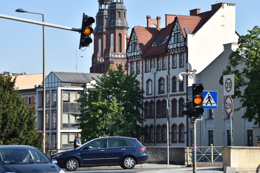 Wyłączona sygnalizacja świetlna na ul. Piastowskiej w Opolu