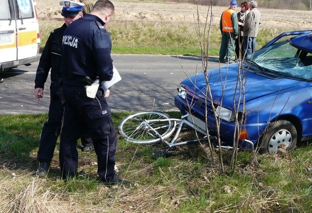 Na trasie Stargard - Żarowo w minionym tygodniu samochód uderzył w rowerzystę. Za kilka miesięcy ma tu powstać droga dla rowerów.