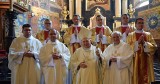 Święcenia diakonatu w diecezji sandomierskiej. Przyjęło je pięciu alumnów. Uroczystości przewodniczył biskup Edward Frankowski [ZDJĘCIA]