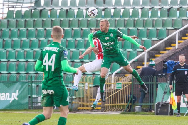 Warta Poznań w sobotę będzie miała okazję powiększyć swój dorobek punktowy. Stal Mielec złapała bowiem wiosną sporą zadyszkę.