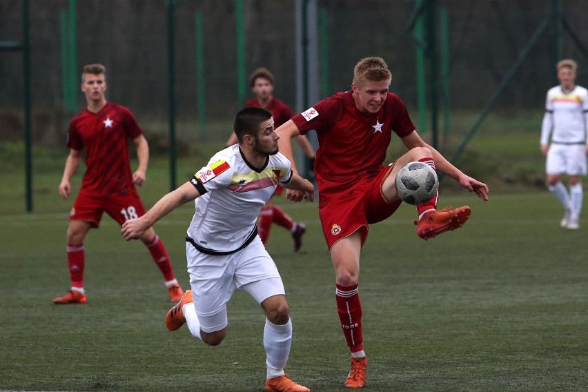 Centralna Liga Juniorów: Mimo kłopotów klubu - wiślacki tercet w grze [ZDJĘCIA]