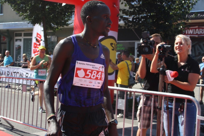 1:05:24 - to nowy rekord trasy Rafako Półmaratonu