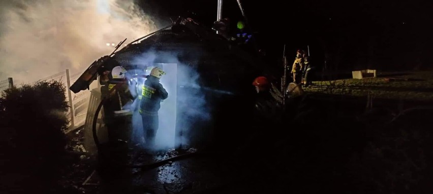 Mierzeń. Pożar budynku gospodarczego. Interweniowała straż