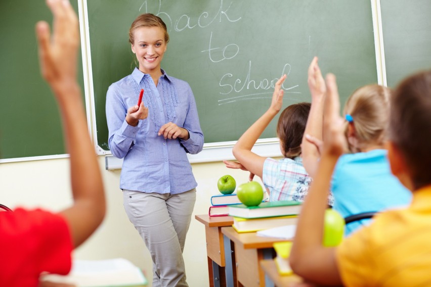 Tytuł zawodowy magistra z przygotowaniem pedagogicznym -...