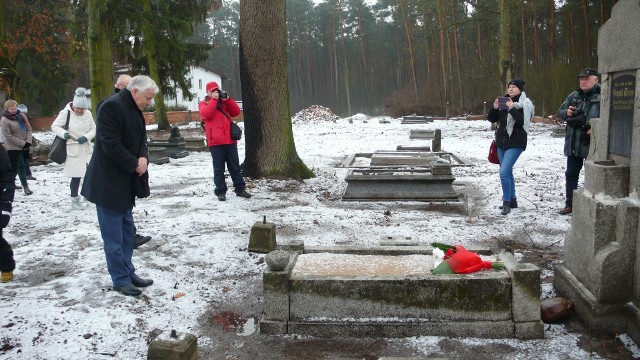 Cmentarz w Toporzysku