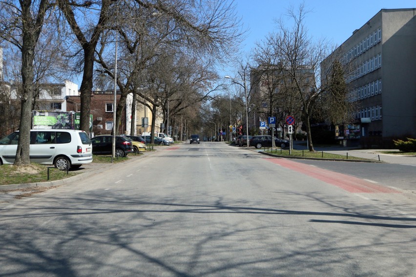 Zamknięty targ, dworzec bez pasażerów. Lublin w dobie koronawirusa