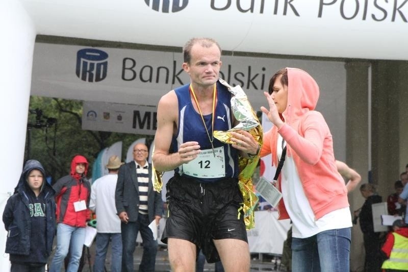 Maraton Wrocław 2013 - [WYNIKI, ZDJĘCIA Z METY, KLASYFIKACJA ZAWODNIKÓW, CZASY]