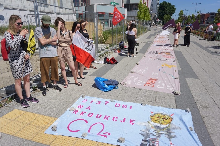 "Łódź nie zatonie" – takie główne hasło miała niedzielna...