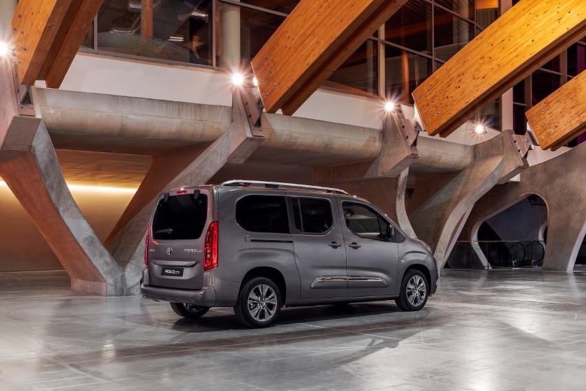 Toyota Proace City...