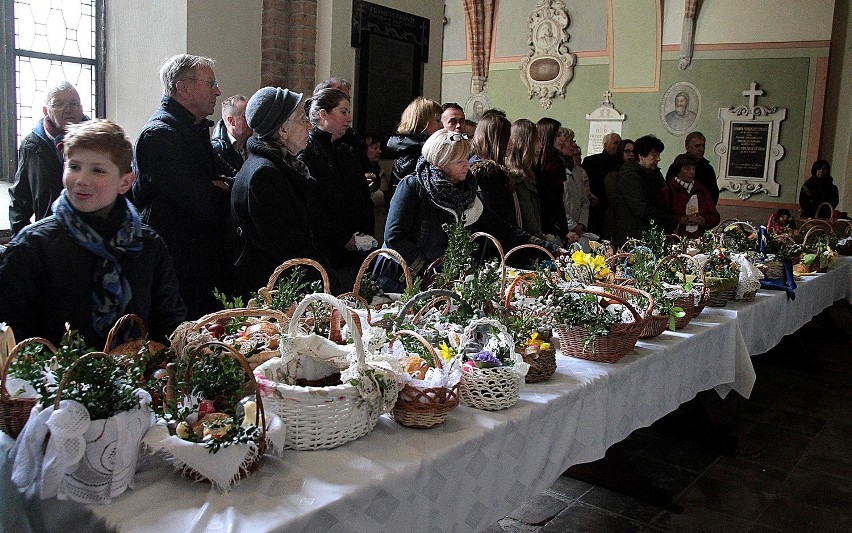 Święcenie pokarmów w krakowskich kościołach [ZDJĘCIA]