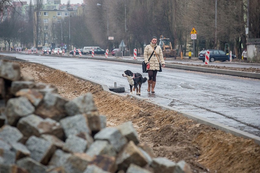 Prace na budowie ringu idą zgodnie z planem...