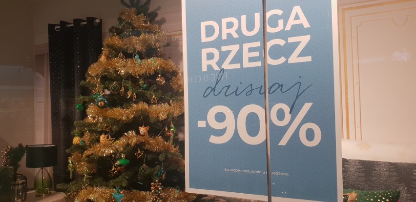 Niemal z dnia na dzień premier ogłosił zamknięcie galerii...