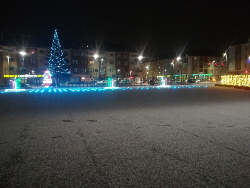 Pogoda nad morzem. Wiatr słabnie, lecz wciąż jest niebezpiecznie [KAMERKI, WIDEO, MAPY] 3.01.2019