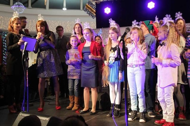 Opolskie dzieci śpiewają kolędy