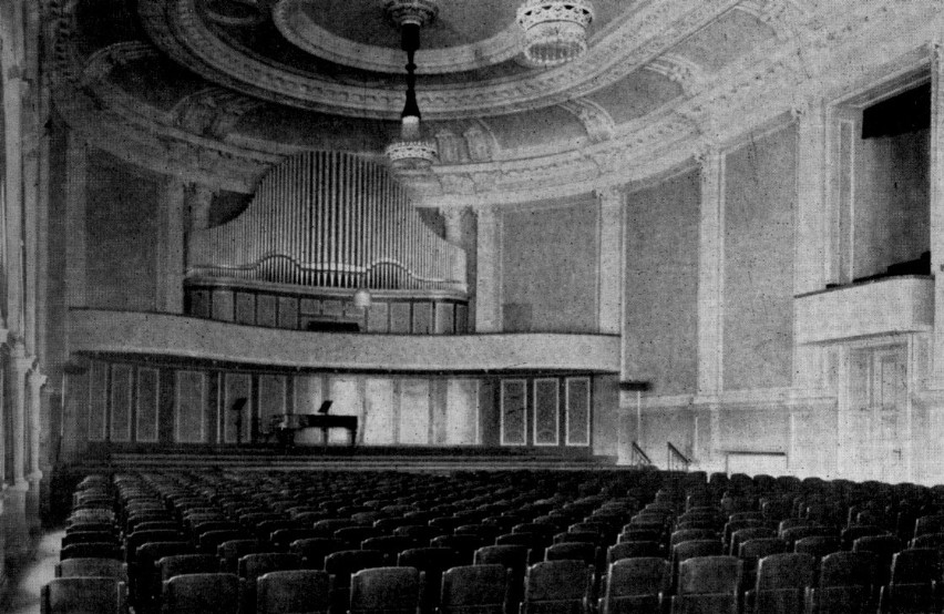 Dom Koncertowy - duża sala koncertowa (1925)