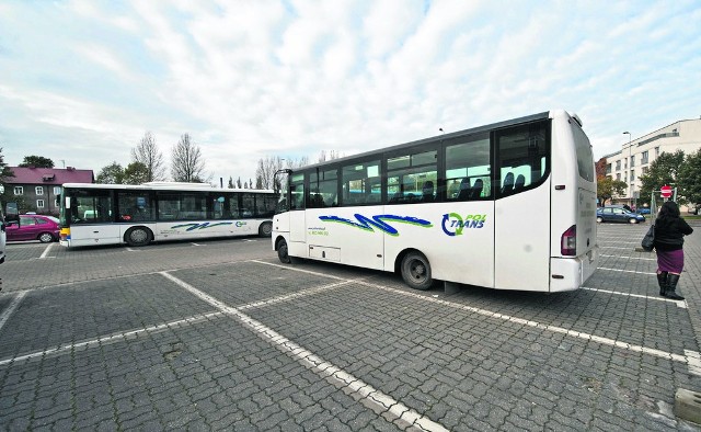 Podatki od środków transportu stanowią istotny element kosztów m.in. w firmach zajmujących się transportem ludzi