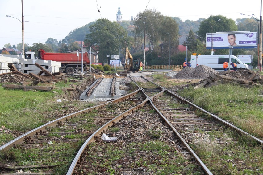 Tramwaje Śląskie remontują torowisko w Dąbrowie Górniczej