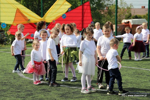 Wiele dzieci bawiło się na Pikniku Rodzinnym w Kurozwękach