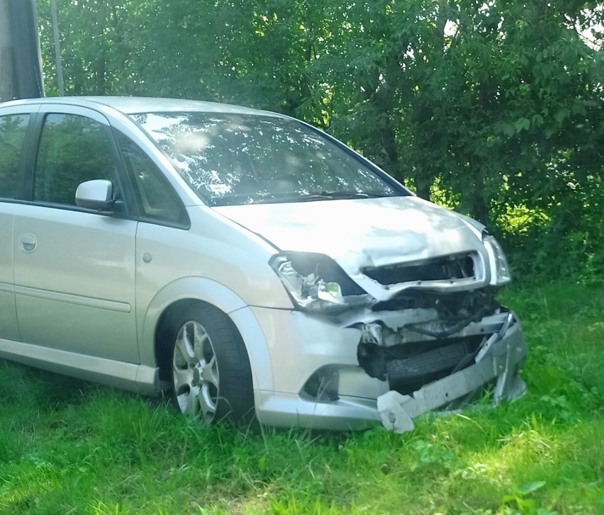 ul. Igołomska 8 Opel Meriva