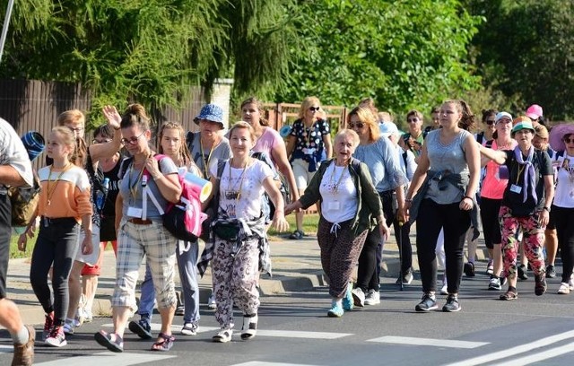 Pielgrzymka do Częstochowy w tym roku będzie mniej liczna. Pątnicy będą musieli stosować się także do nakazów sanitarnych.